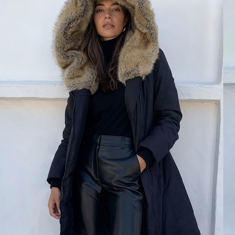 Babaton St. Moritz Parka, Size M, 80% Goose Down, Faux Fur Hood, Black